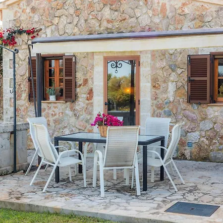 Bon Cami Villa